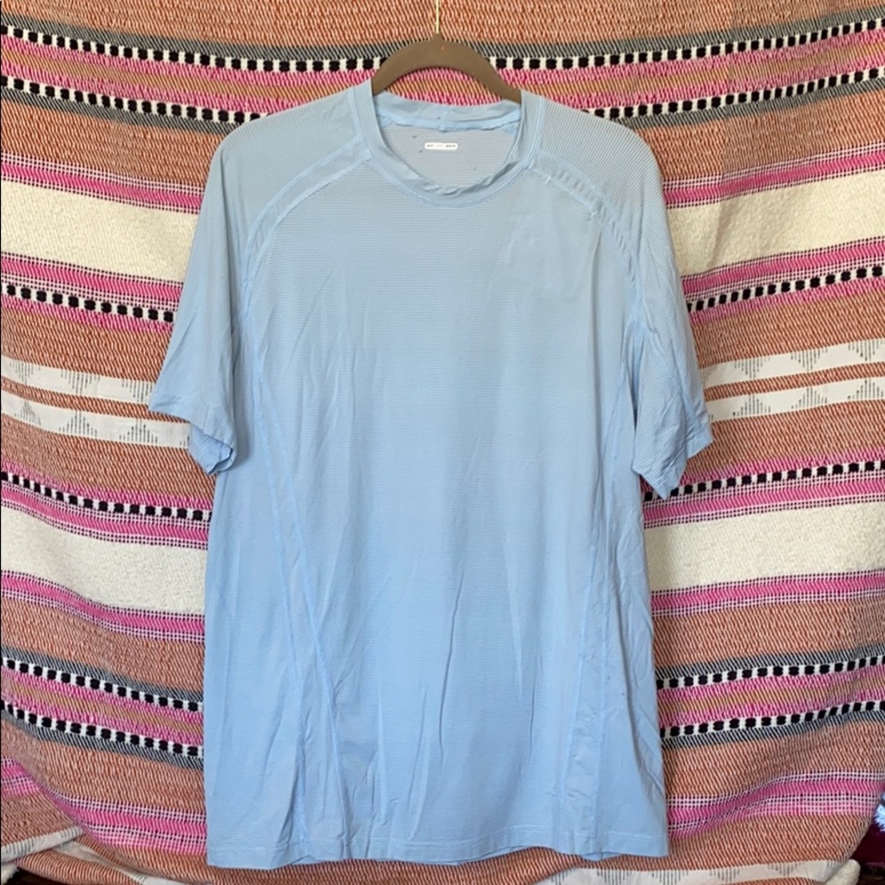 Lululemon athletic shirt sky blue good conditionXL